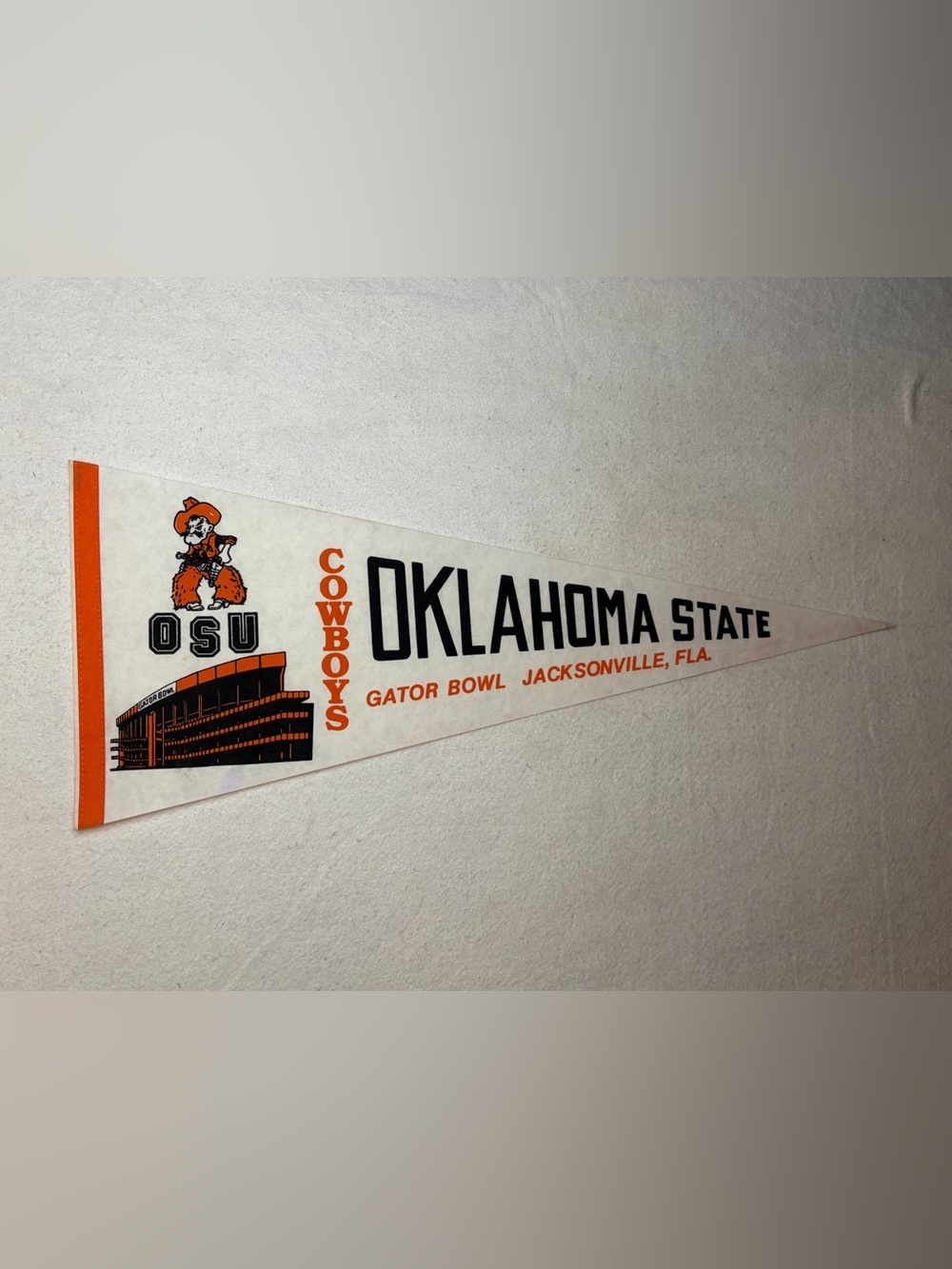 Oklahoma State Cowboys OSU Gator Bowl Felt Pennant Jacksonville FL 29.5” Vintage